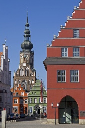 Marktplatz mit Dom von den Hotels Greifswald
